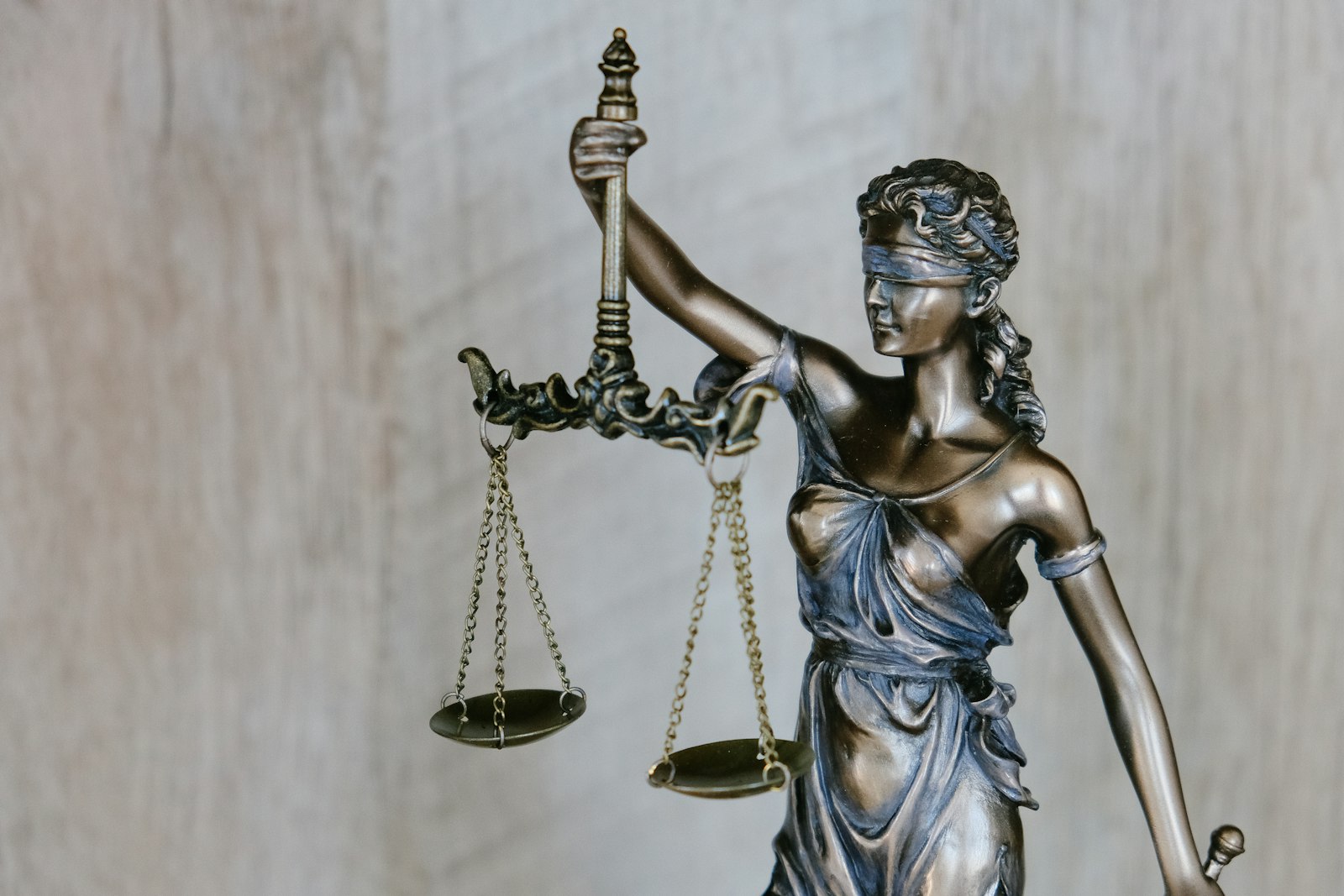 Defesa trabalhista para empresas em litigio